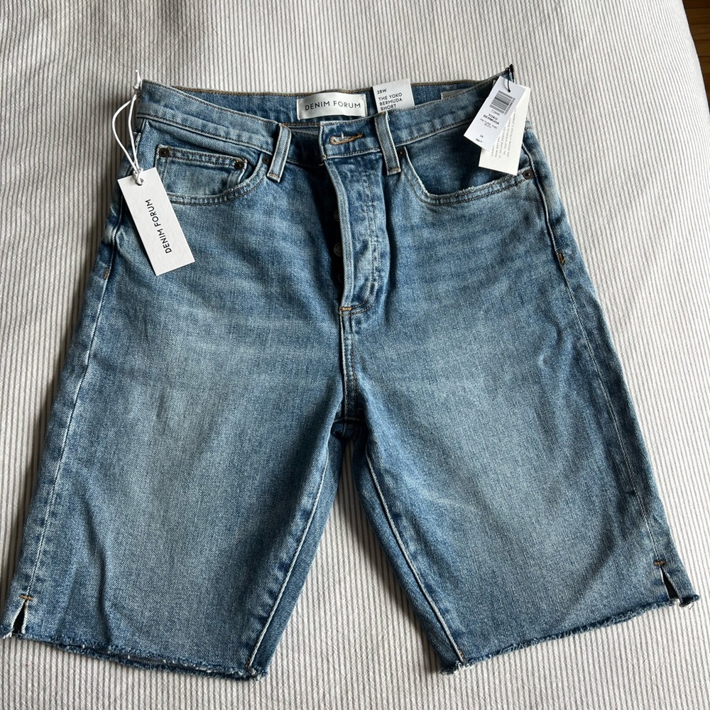 NWT Denim Forum Yoko Bermuda Short 28